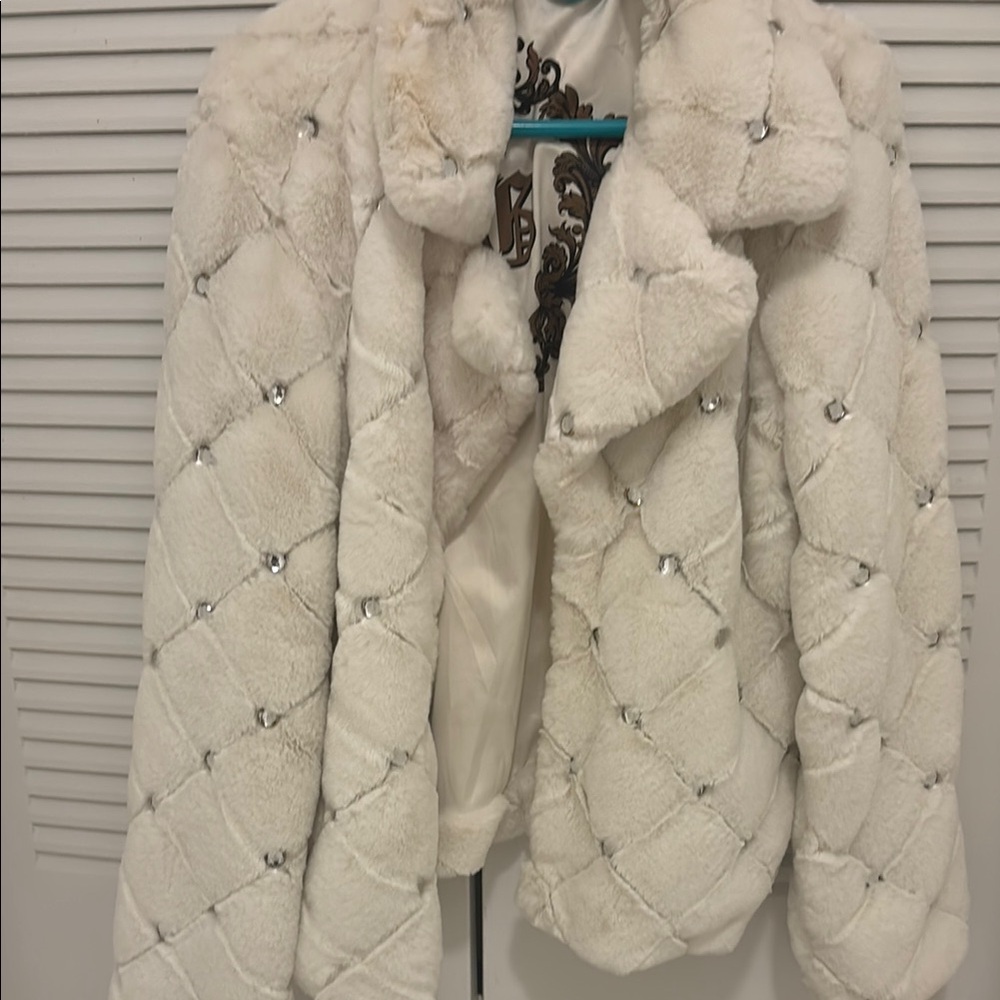 Guess by Marciano White Teddy Jacket with Plush Quilting
